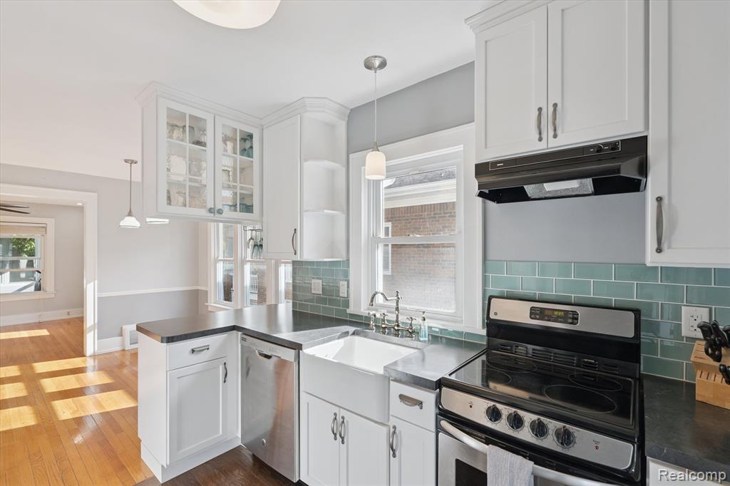 611 W Grand River Avenue, Howell, MI 48843 — Photo 15