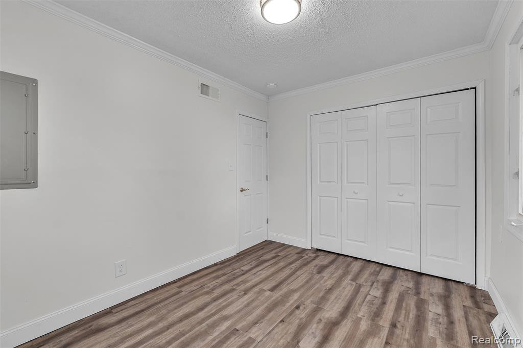 8165 Leonard Drive, Holly, MI 48442 — Photo 29