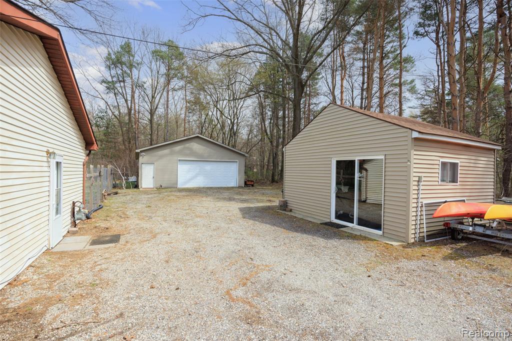 8639 Stone Road, Clay, MI 48001 — Photo 19