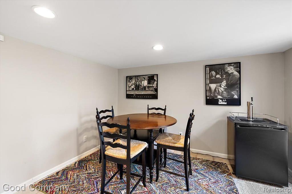 4671 BURNLEY Drive, Bloomfield Hills, MI 48304 — Photo 61