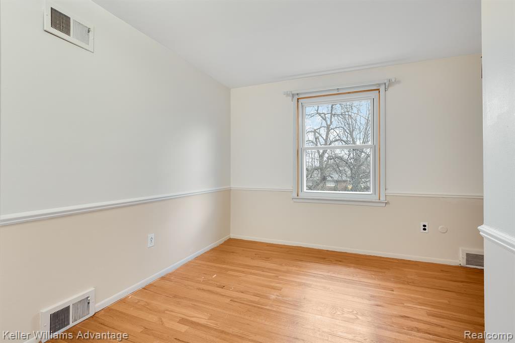 21183 E CHIGWIDDEN Street, Northville, MI 48167 — Photo 23