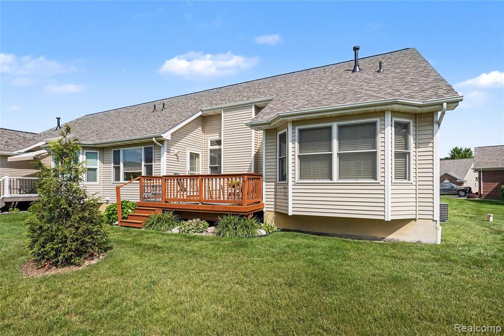 5478 Red Oak Court, Linden, MI 48451 — Photo 15