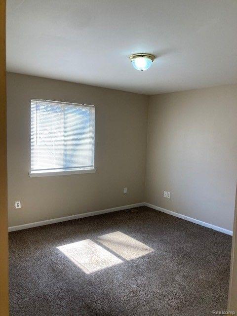480 E COLUMBIA Avenue, Pontiac, MI 48340 — Photo 7