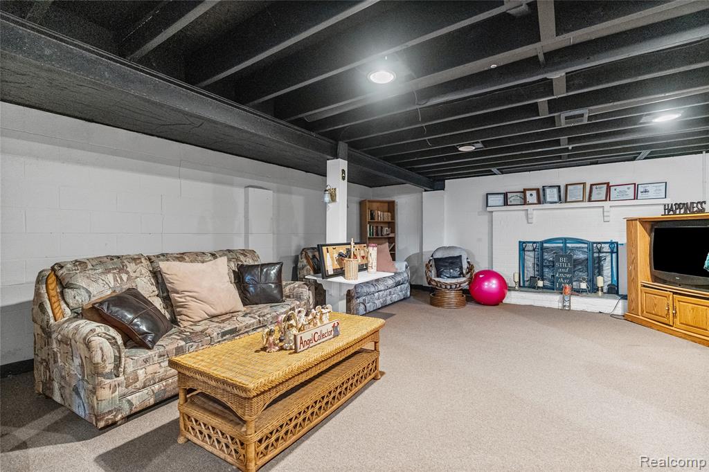 4480 Cherrytree Lane, Flint, MI 48507 — Photo 42