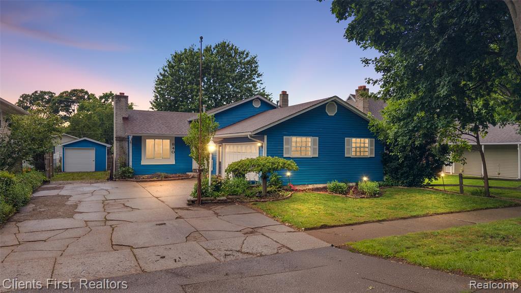 840 Saint James Street, Marysville, MI 48040 — front exterior