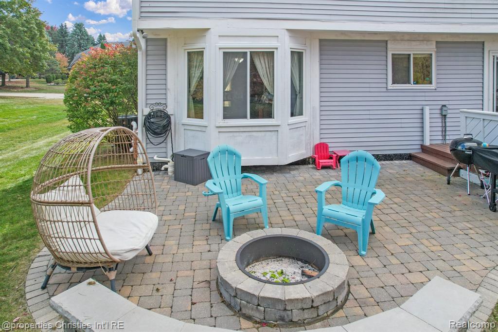 921 River Valley Drive, Lake Orion, MI 48362 — Photo 6
