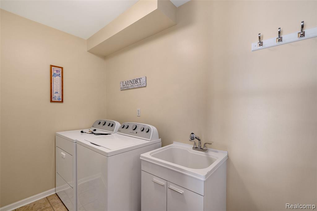53171 Pineridge Drive, Chesterfield, MI — Photo 25