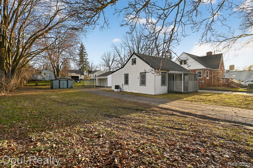 522 E Cavanaugh Road, Lansing, MI 48910 — Photo 2