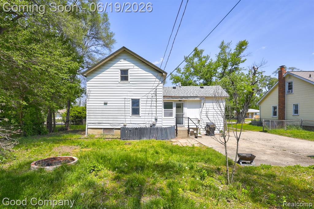 335 W Lincoln Avenue, Madison Heights, MI 48071 — Photo 33