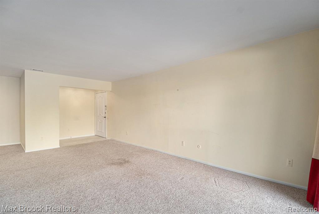 42160 WOODWARD Avenue, 25, Bloomfield Hills, MI 48304 — Photo 3