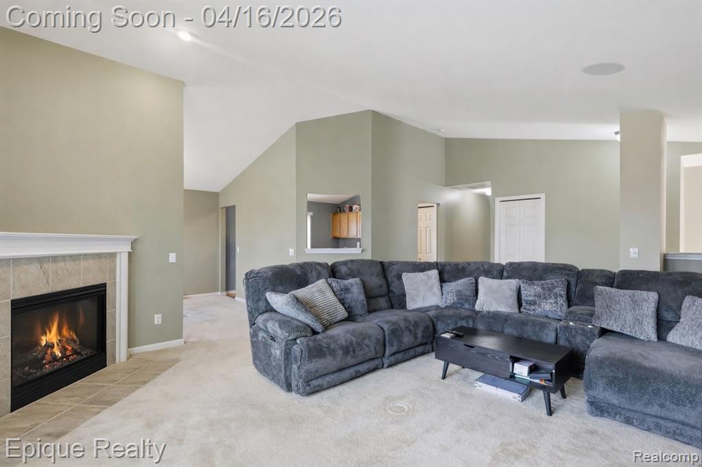 26625 Kirkway Circle, Woodhaven, MI 48183 — Photo 4