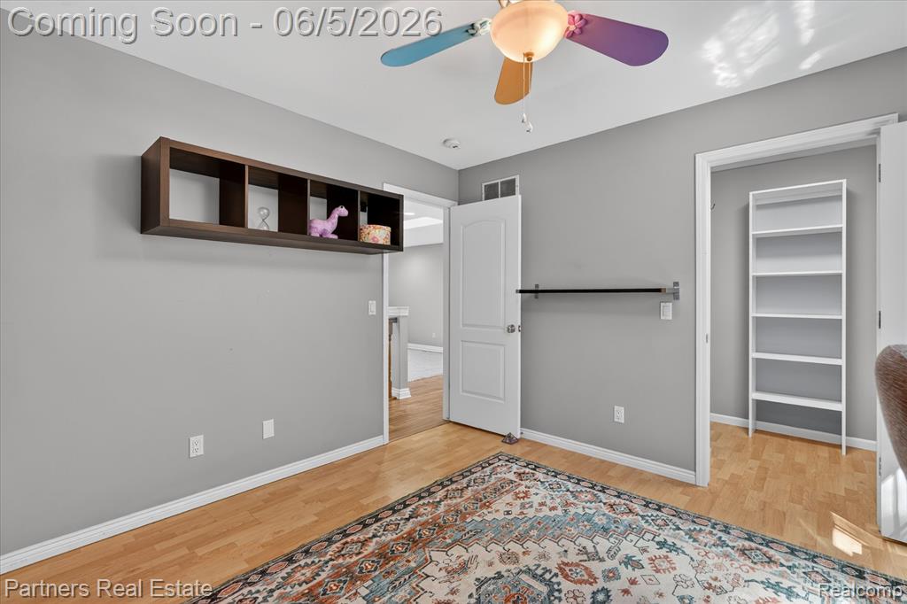 4053 Rolling Acres Drive, Hartland, MI 48353 — Photo 38