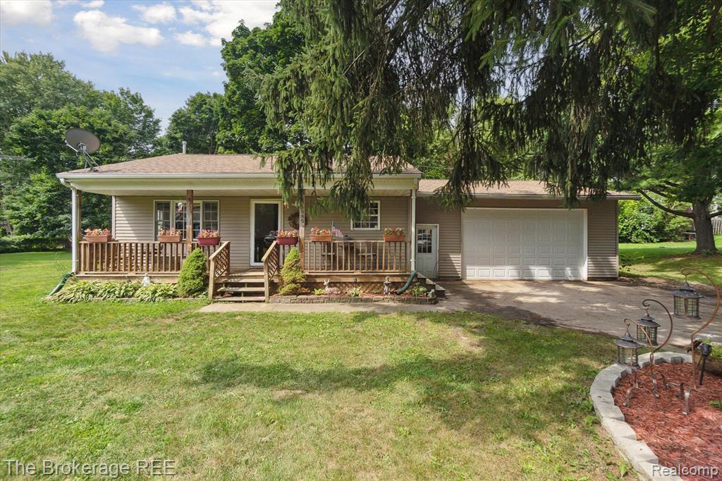 3880 PLEASANT Street, Dryden, MI 48428 — Photo 3