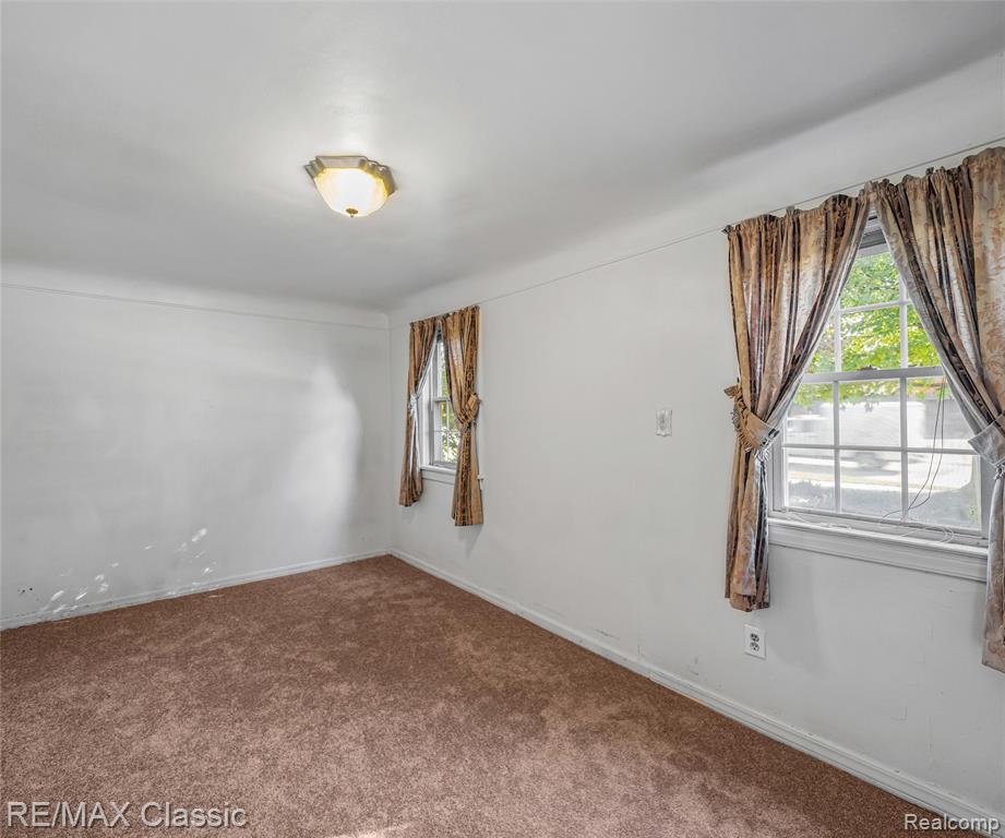 2185 Oakview Drive, Canton, MI 48187 — Photo 14