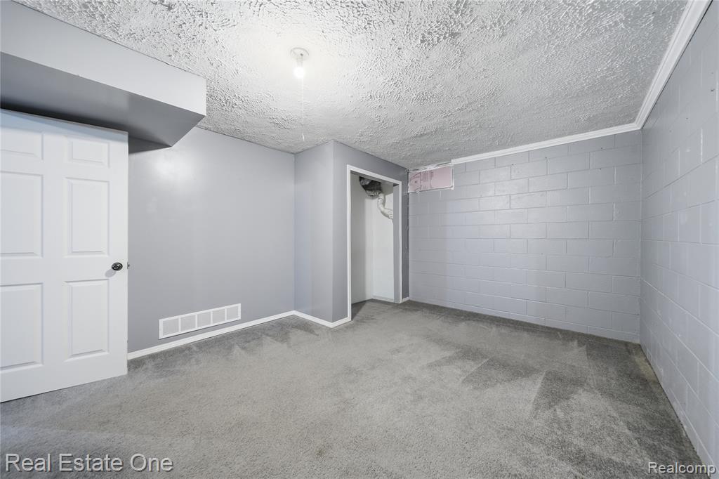 3351 N M 52, Stockbridge, MI 49285 — Photo 24