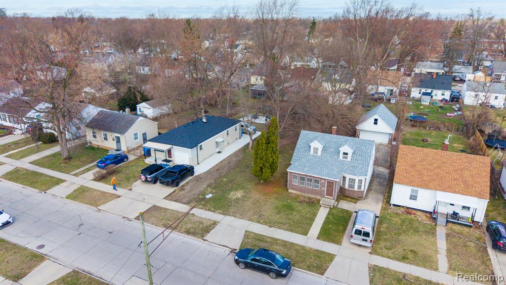 26166 Powers Avenue, Dearborn Heights, MI 48125 — Photo 7