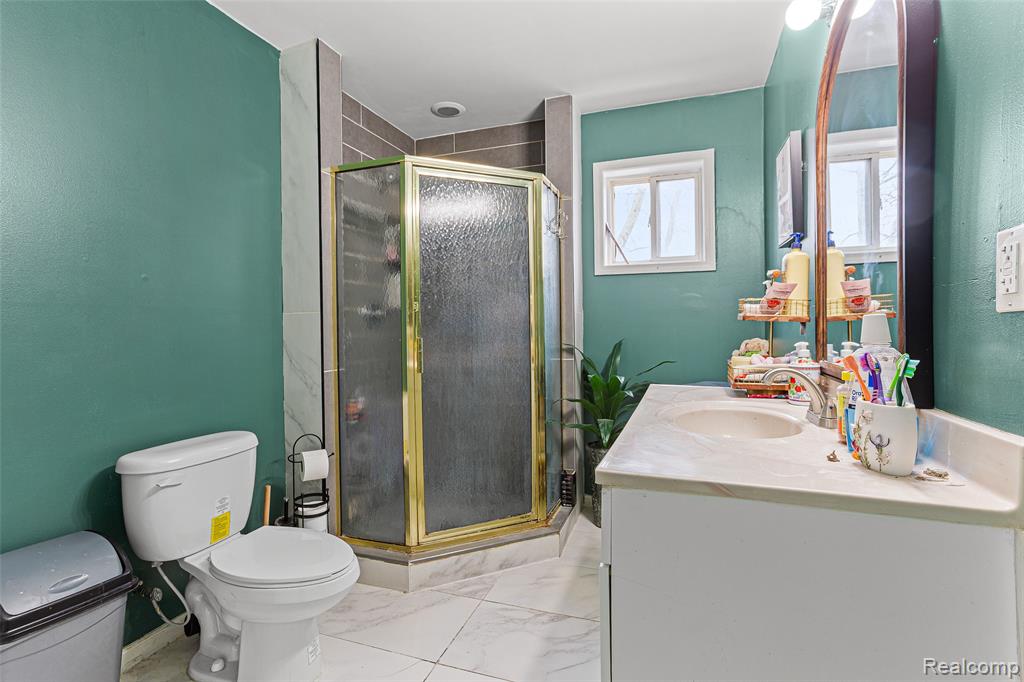 940 Stewart Avenue, Lincoln Park, MI 48146 — Photo 11