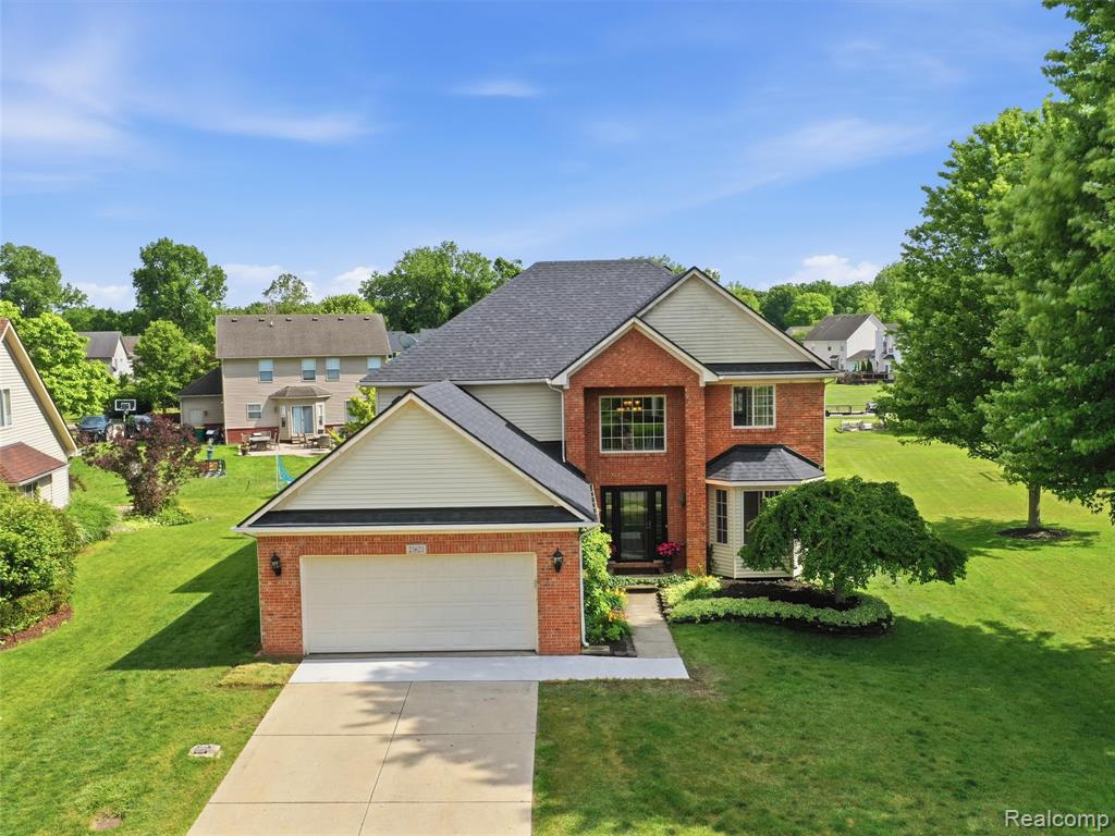 23621 Crescent Ridge Drive, New Boston, MI 48164 — Photo 39