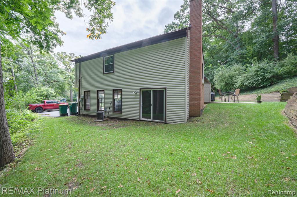 9003 SPENCER Court, Brighton, MI 48116 — Photo 33