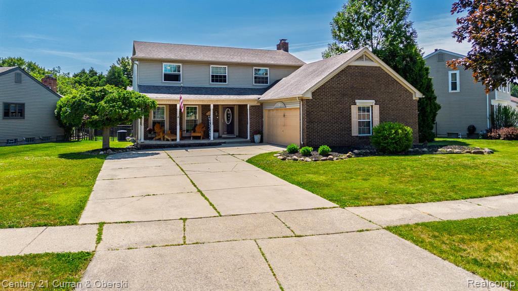 41924 Amberly Drive, Clinton Twp, MI 48038 — Photo 2