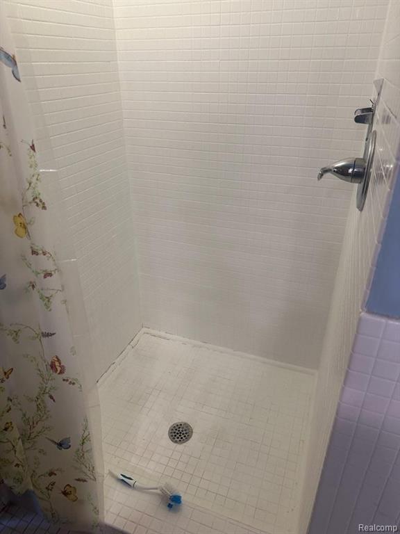 42342 WOODWARD Avenue, C2, Bloomfield Hills, MI 48304 — Photo 14