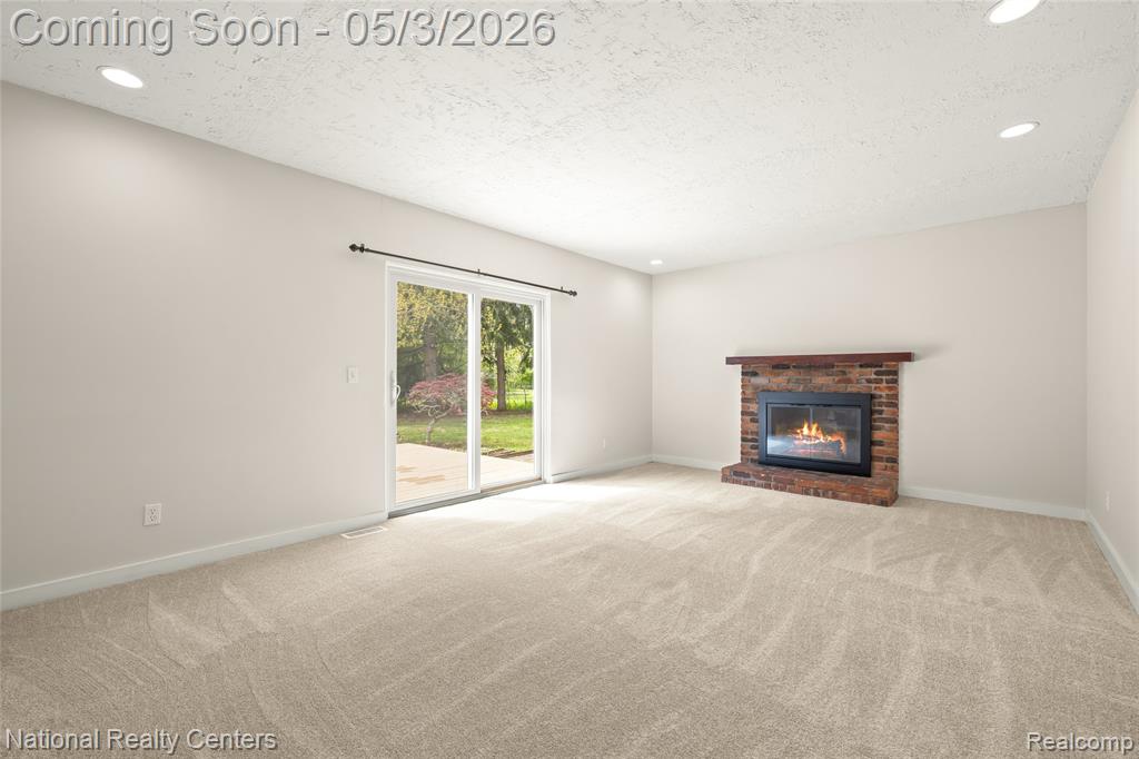 35963 Fair Oaks Court Court, Farmington, MI 48331 — Photo 18