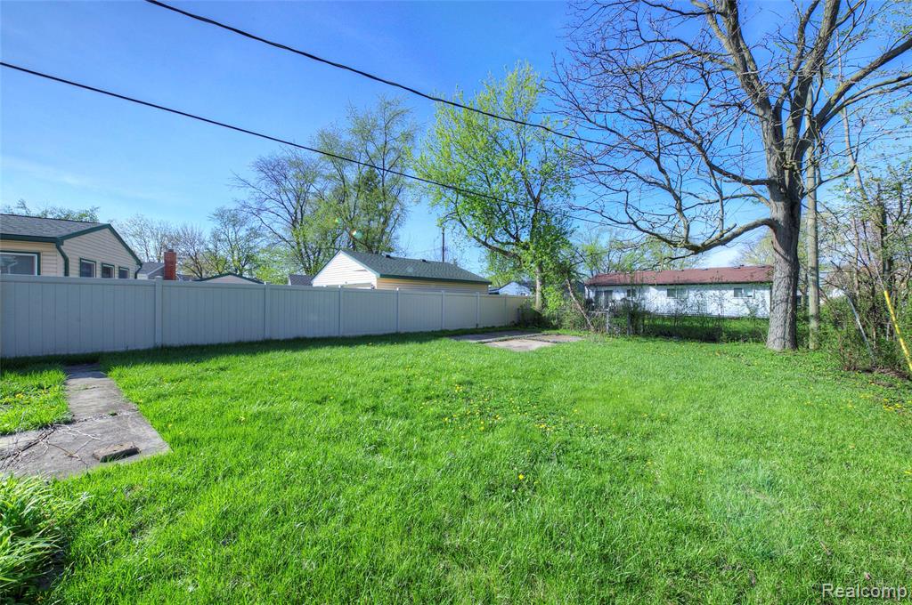 35030 Michelle Drive, Romulus, MI 48174 — Photo 46
