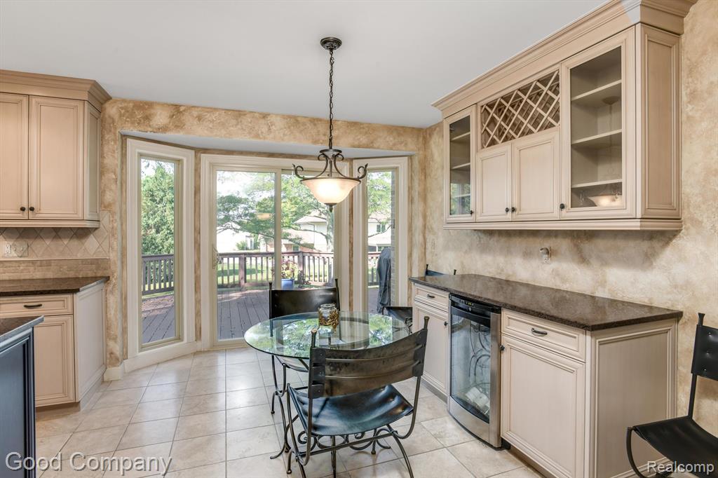 6333 ELSEY Drive, Troy, MI 48098 — Photo 14
