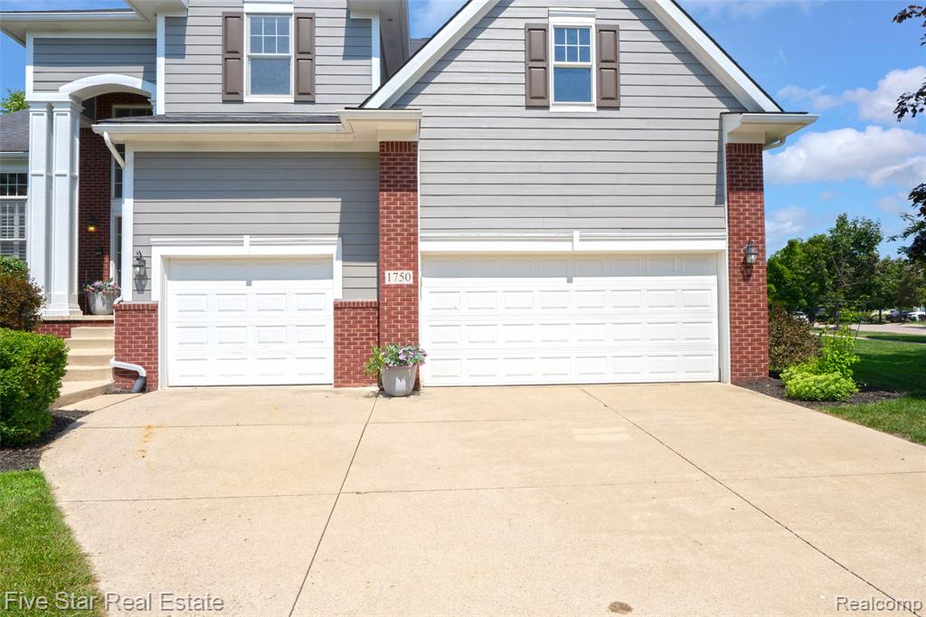 1750 Cheshire Lane - Photo 5