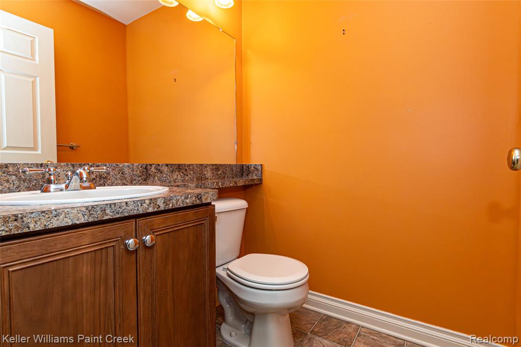 49675 Sable Creek Drive, 30, Macomb, MI 48042 — Photo 23