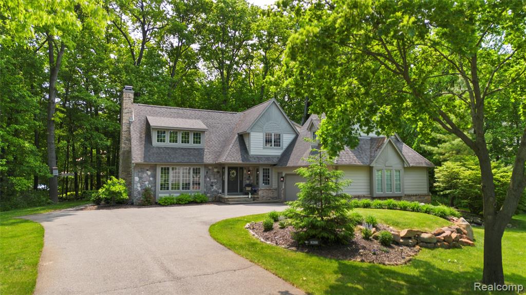 8268 Pine Lake Drive, Davisburg, MI 48350 — Photo 3