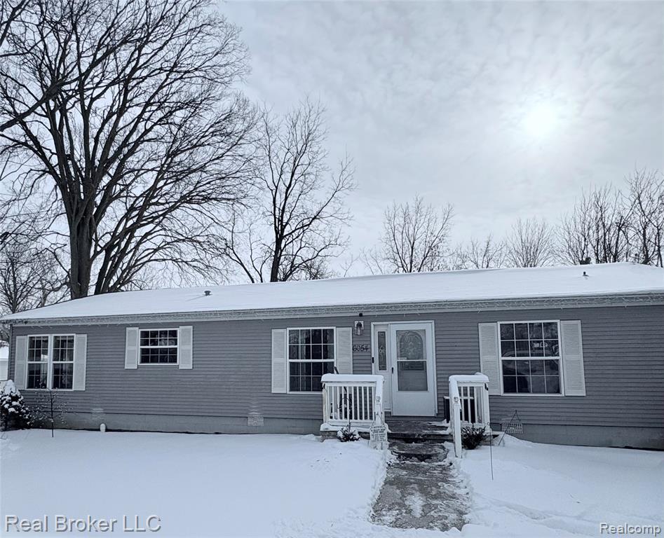 6054 Lapeer Road, Burton, MI 48509 — Photo 2