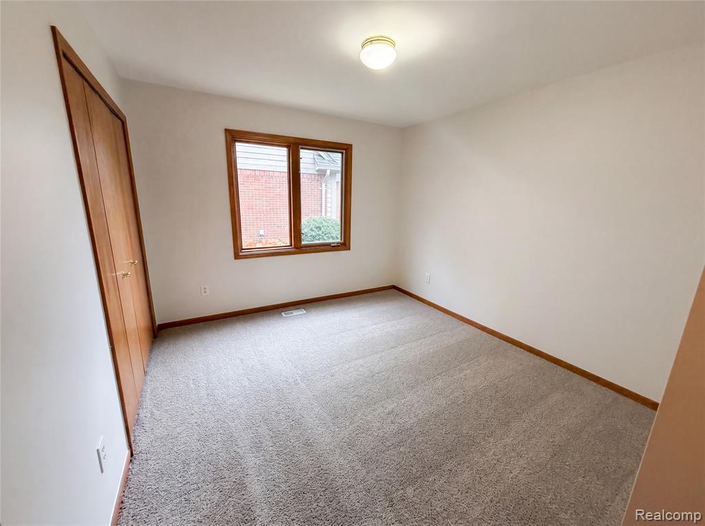 52186 Jacqueline Court, Macomb, MI 48042 — Photo 9