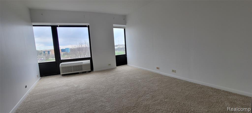 5000 Towncenter Center, Southfield, MI 48075 — Photo 7