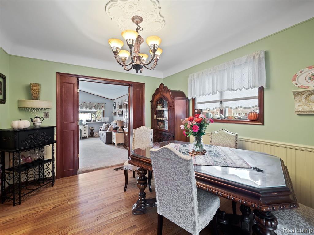 6713 ROSEDALE Boulevard, Allen Park, MI 48101 — Photo 13