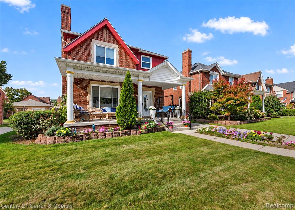 6555 Oakman Boulevard, Dearborn, MI 48126