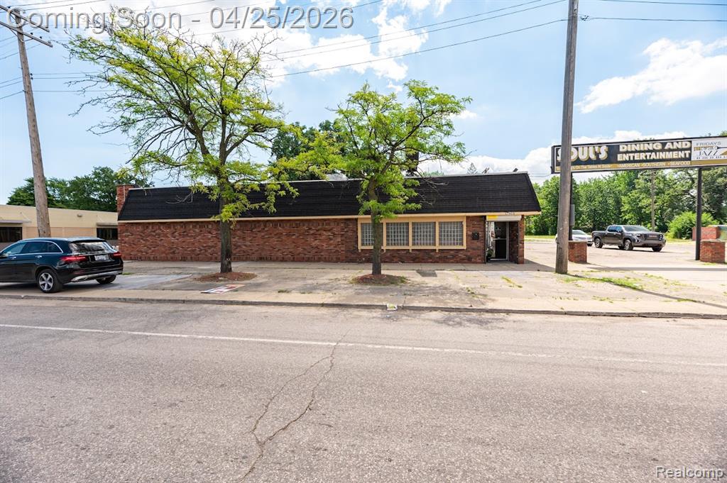 17420 E Warren, Detroit, MI 48224 — Photo 3