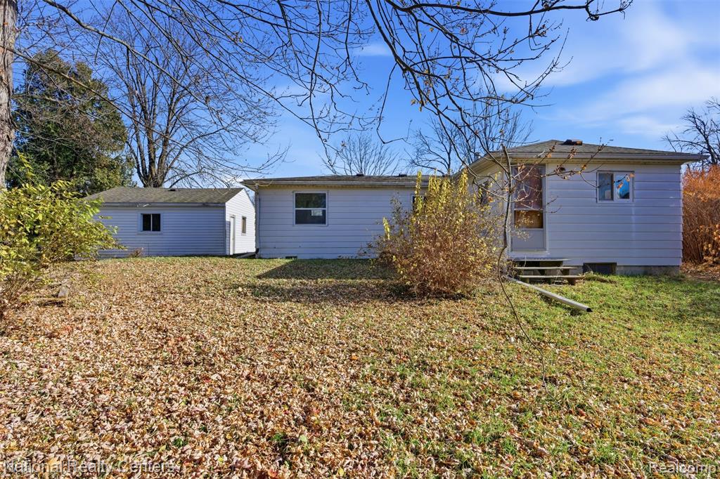 4860 Huston Drive, Orion, MI — Photo 8