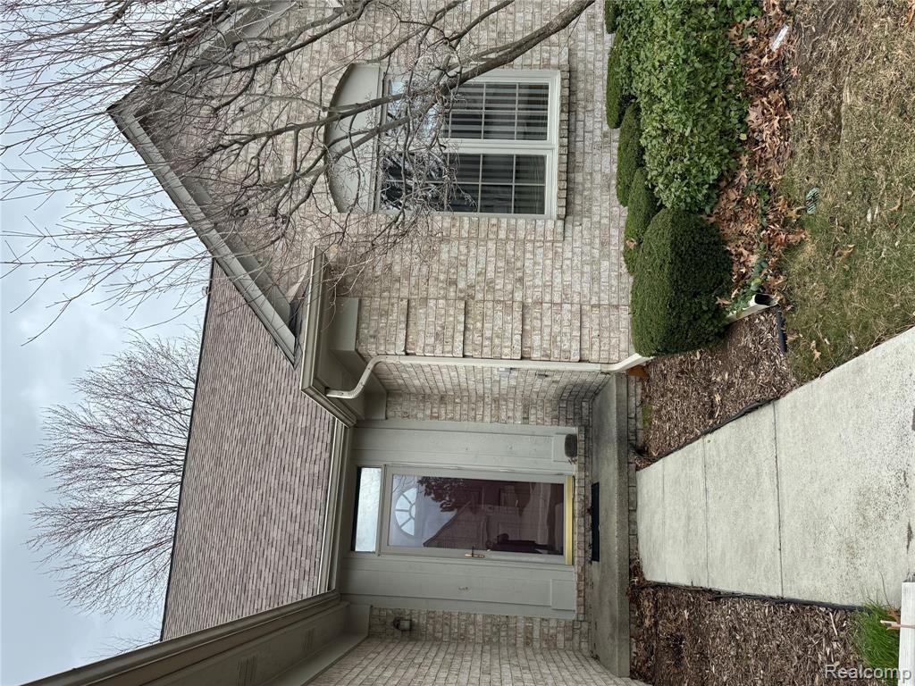 40342 Riverbend Drive, Sterling Heights, MI 48310 — Photo 24