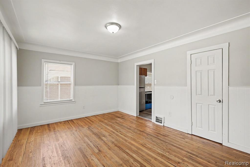 7516 Fisher Avenue, Warren, MI 48091 — Photo 5