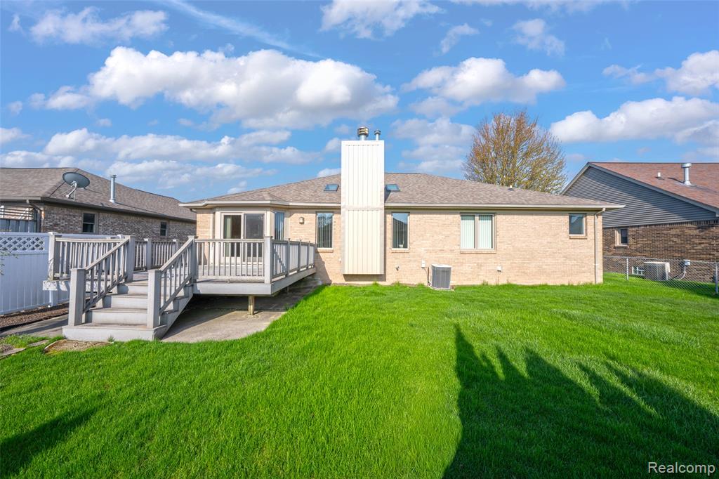 54788 Mahogany Drive, Macomb, MI 48042 — Photo 25