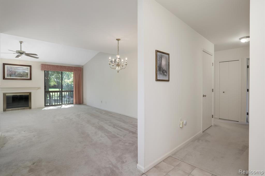 9735 HAWTHORNE GLEN Drive, Grosse Ile, MI 48138 — Photo 8