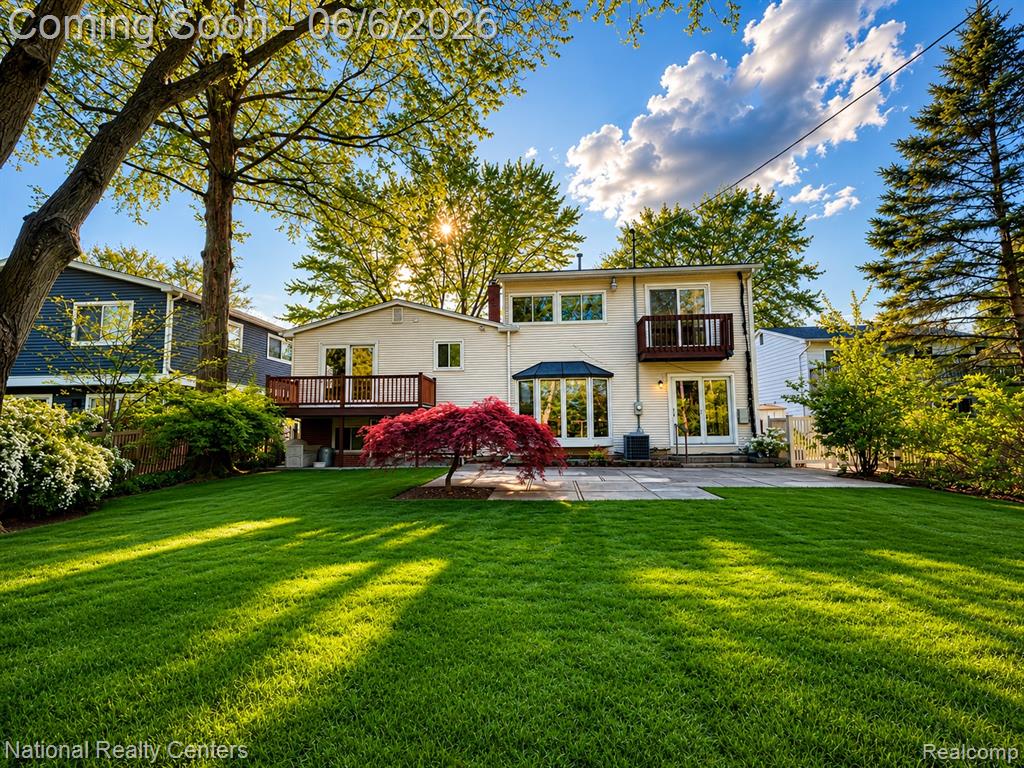 2182 Yorktown Drive - Photo 2