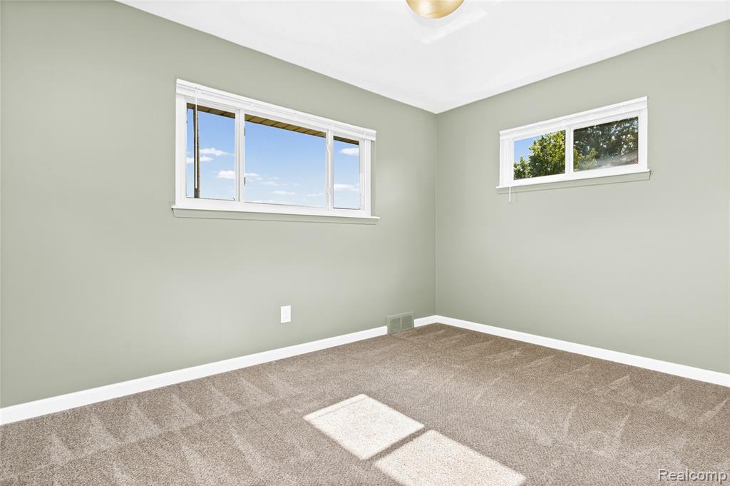 5201 Arden Avenue, Warren, MI 48092 — Photo 15