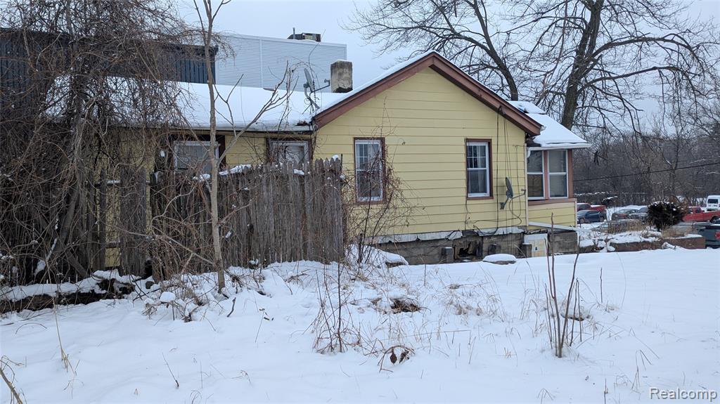 447 E Wilson Avenue, Pontiac, MI 48341 — Photo 13