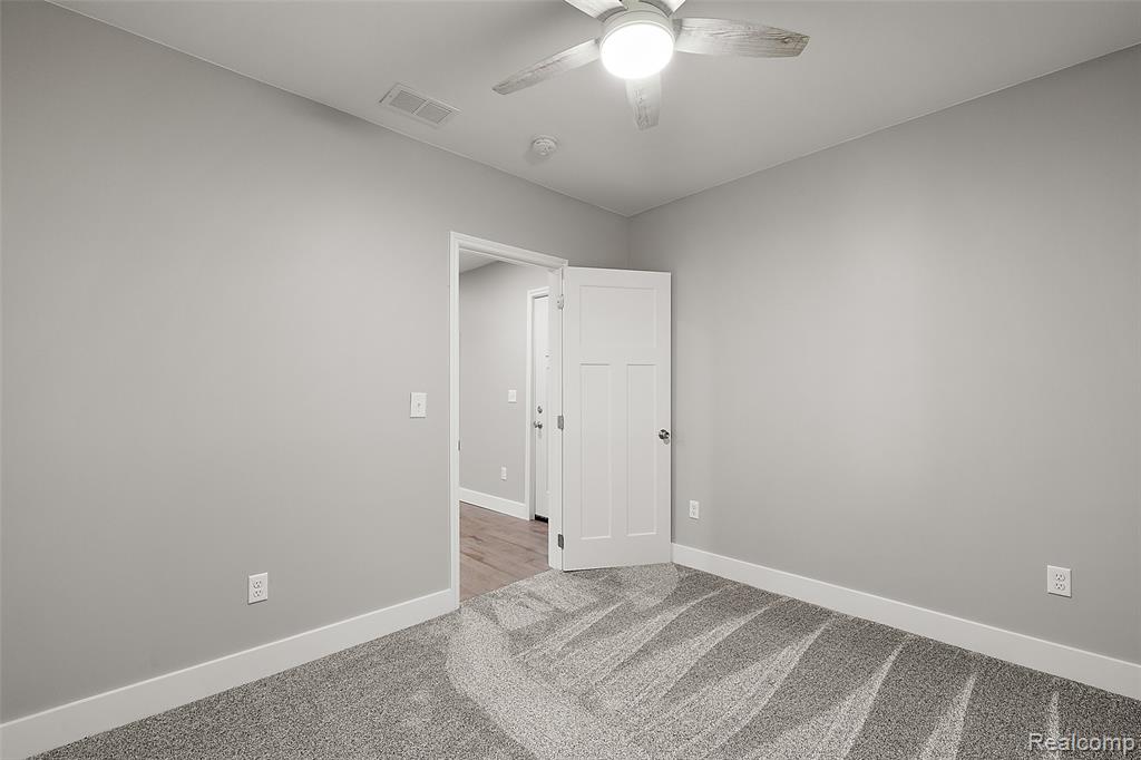 5771 Gratiot Avenue, St. Clair, MI 48079 — Photo 54