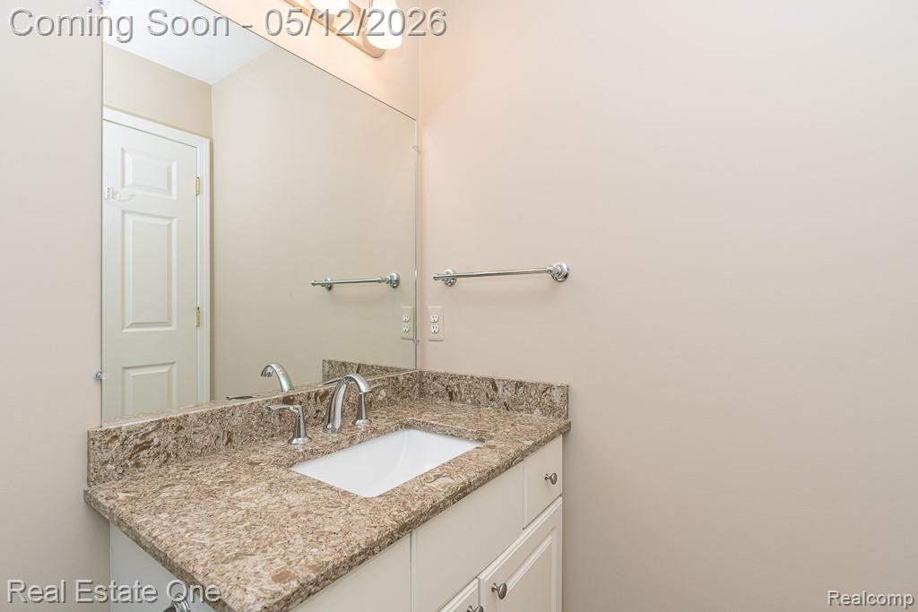 1110 Churchill Circle, Rochester, MI 48307 — Photo 27