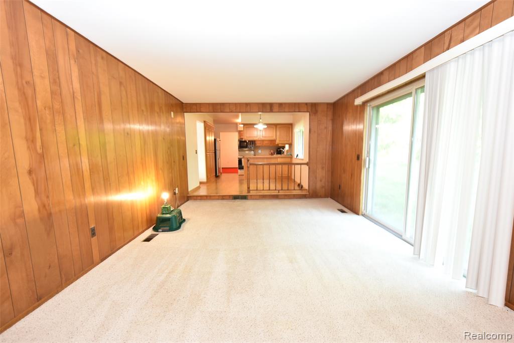 2356 Rochester Road, Leonard, MI 48367 — Photo 15