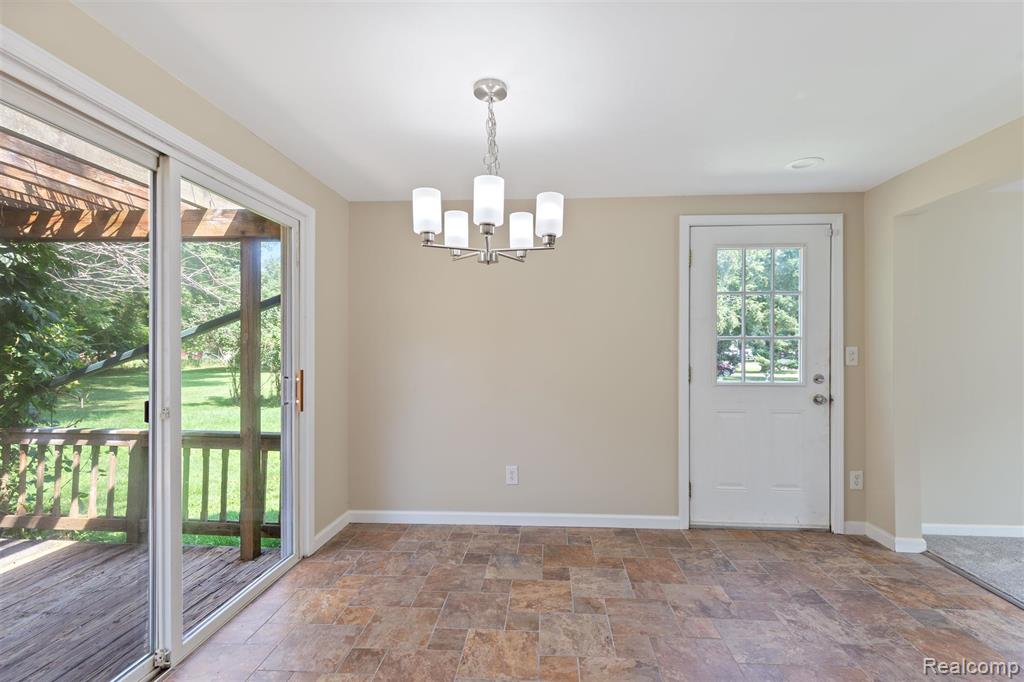 60859 Eyster Road, Rochester, MI 48306 — Photo 10