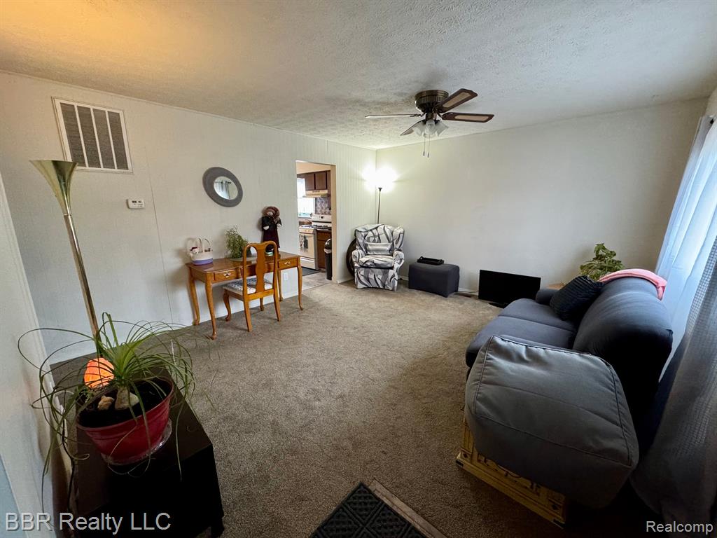 1218 LEXINGTON Parkway, Ypsilanti, MI 48198 — Photo 6